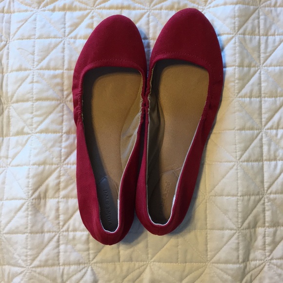 violet and red shoes flats